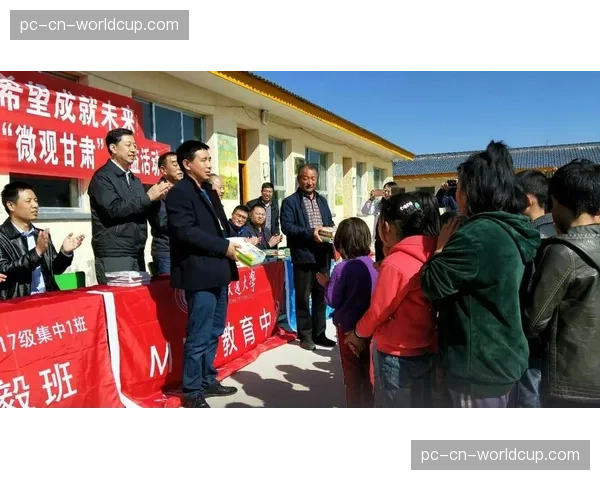 CBA你我TA公益活动走进西部校园,捐赠篮球装备