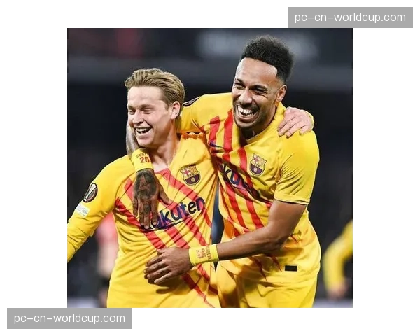 TA专题指出：巴萨和巴黎凭借流畅换位轻松拆解英超人盯人体系